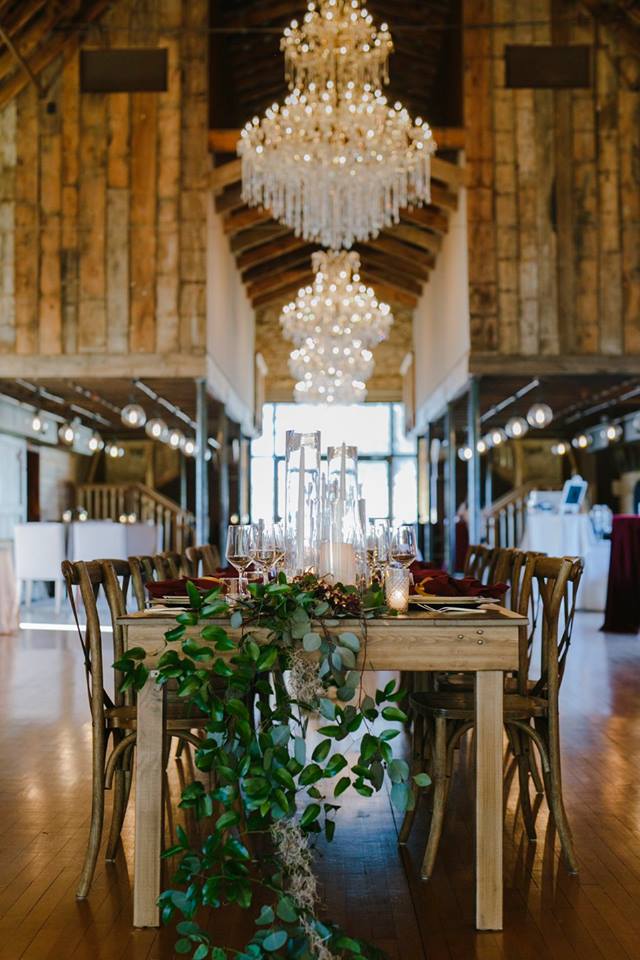 Madeline Vineyard Table